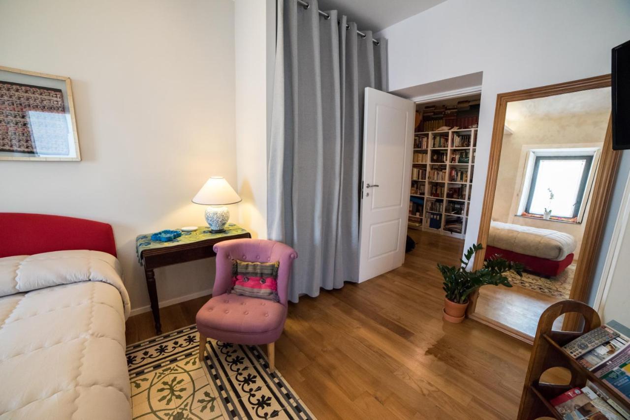 Le Rondini Della Pietrasanta Apartment Naples Exterior photo